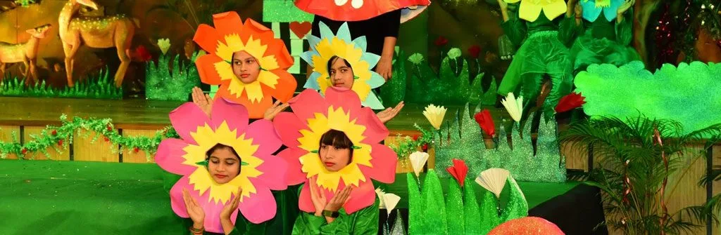 Alice in Wonderland Staged Live at SIRS by SAIoneers