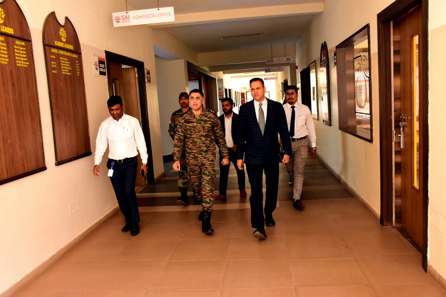 Lieutenant Colonel D. Moitra’s Insightful Visit to SIRS